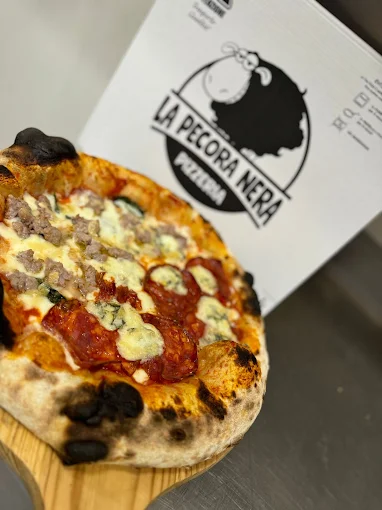 Pizzeria La Pecora Nera