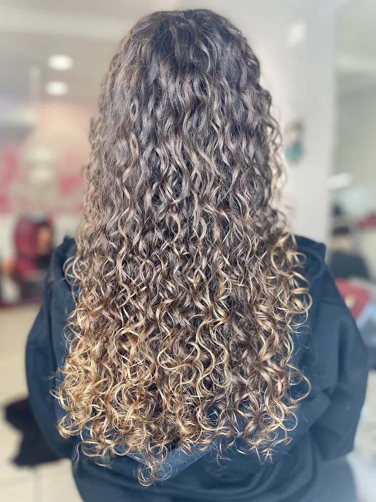 Parrucchiera Mei Passione Capelli